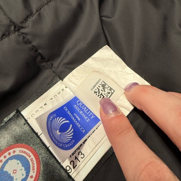 Black Canada Goose Whistler Parka - Picture 14 of 16